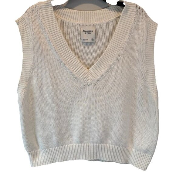 Abercrombie & Fitch Sweaters - Abercrombie & Fitch Womens White Chunky VNeck Sweater Vest XL Preppy Academia
